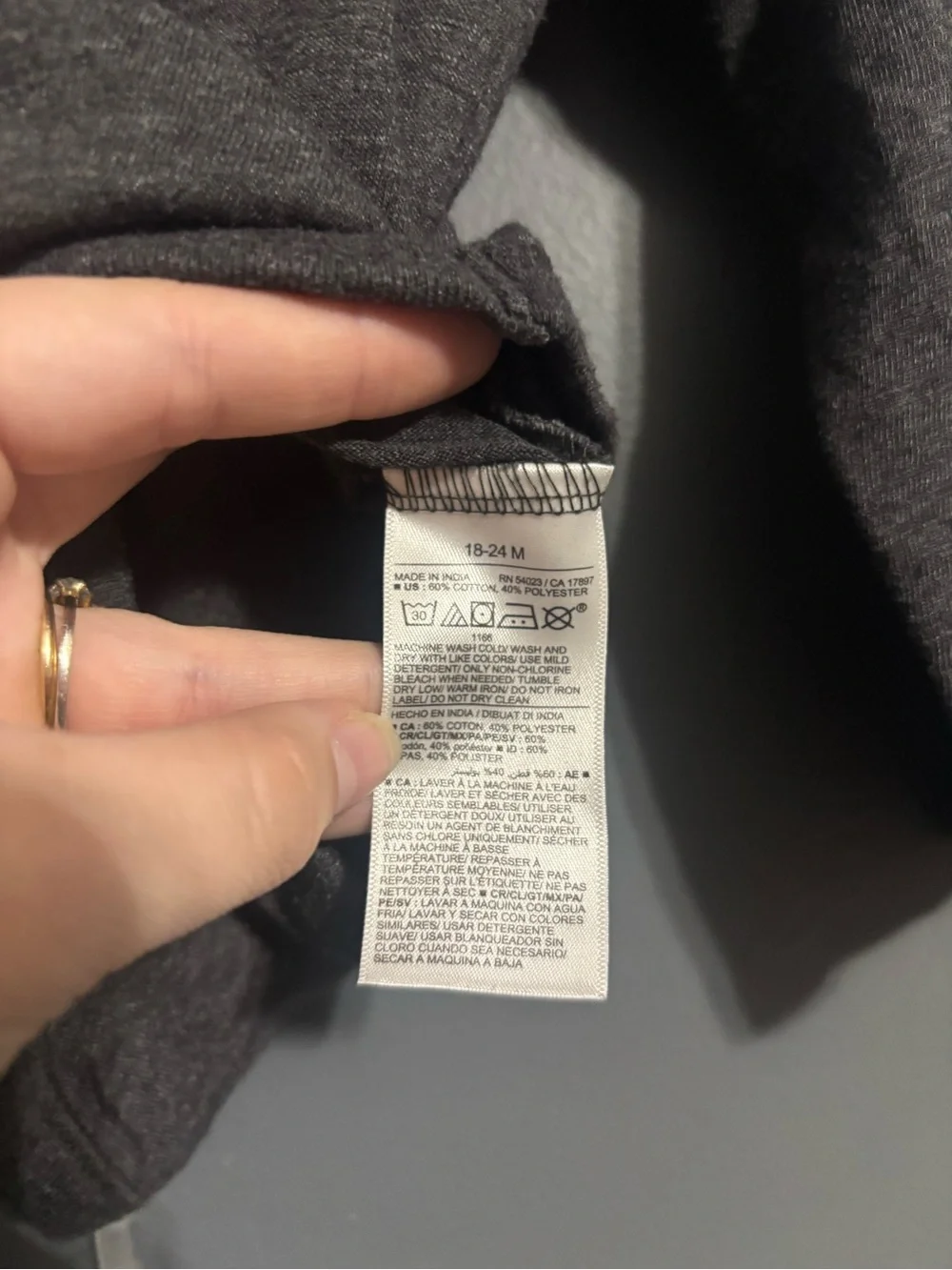 Old Navy dark Gray Long Sleeve classic fall snap closure Bodysuit 18-24 Months